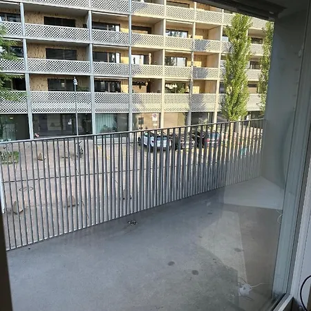 Im Trendquartier Zentral - 24-7 Check-in With Keybox Zurich